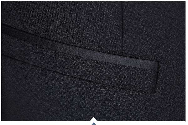 一?？矍喙I(lǐng)商務西裝定制口袋工藝細節(jié)特寫圖