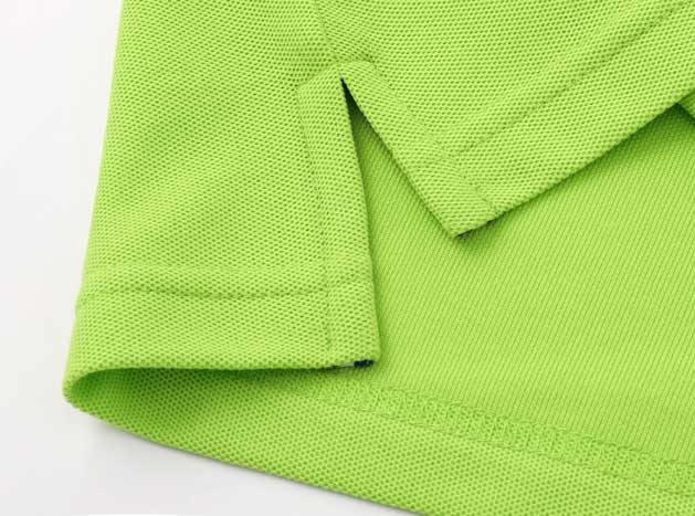 1898號時尚翻領(lǐng)短袖POLO衫訂做之成衣下擺叉細節(jié)展示圖